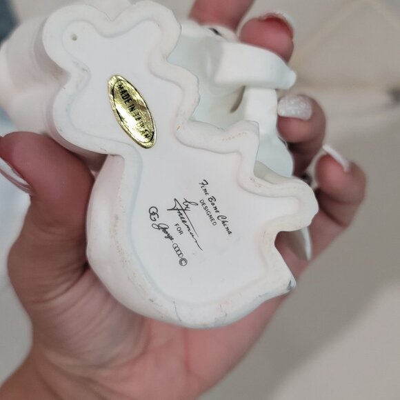 Vintage White Elephants Fine Bone China Designed by Freeman for GG George Good - Picture 2 of 5